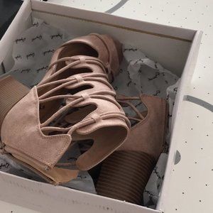 Qupid, Taupe, Peep Toe, Strappy Stacked Heels, Size 7